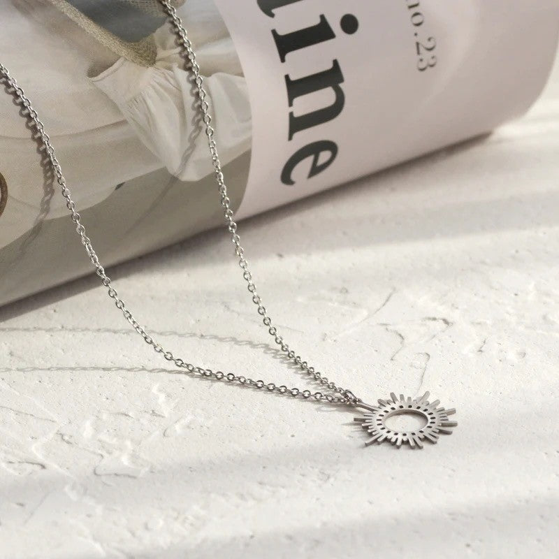 Sunny Necklace