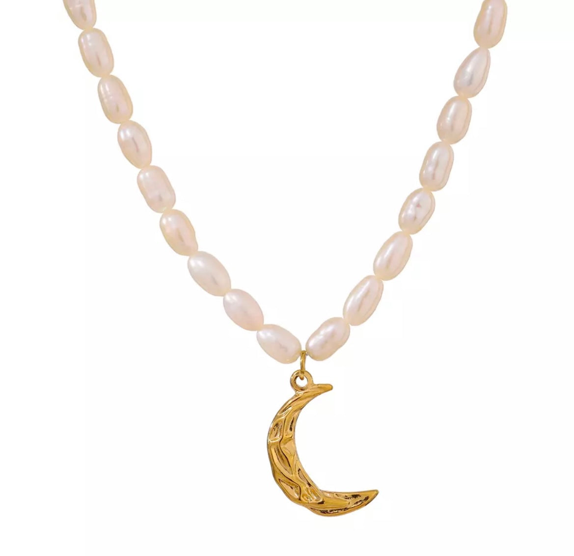 Pearly Moon Necklace